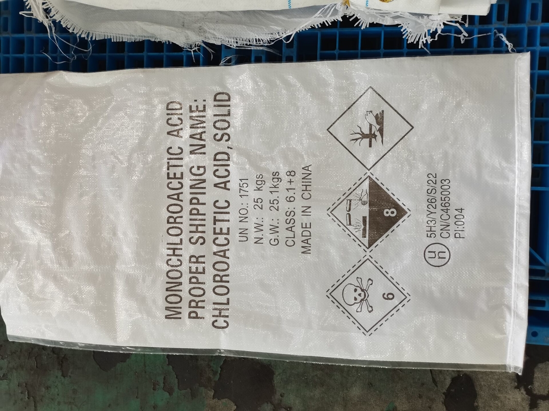 79-11-8 Colorless To Pale Pesticide Intermediates Tightly Closed Container  99% Purity